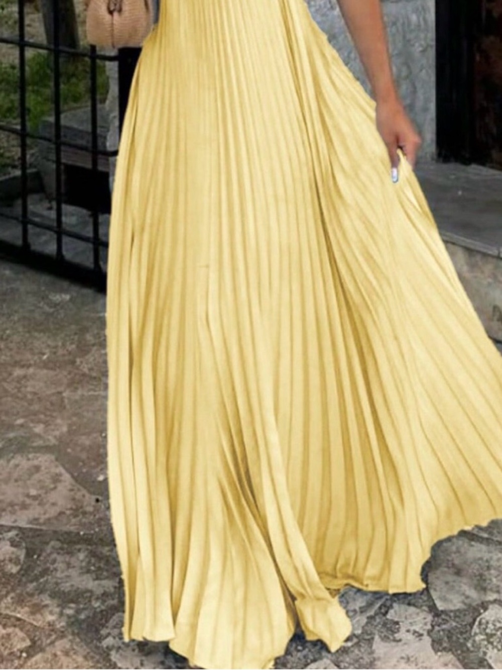 Yellow Casual Women's Spaghetti Strap Flowing Pleated Maxi Dress - Picture 2 of 3